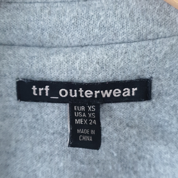 Light gray spring/autumn coat - Picture 6 of 6